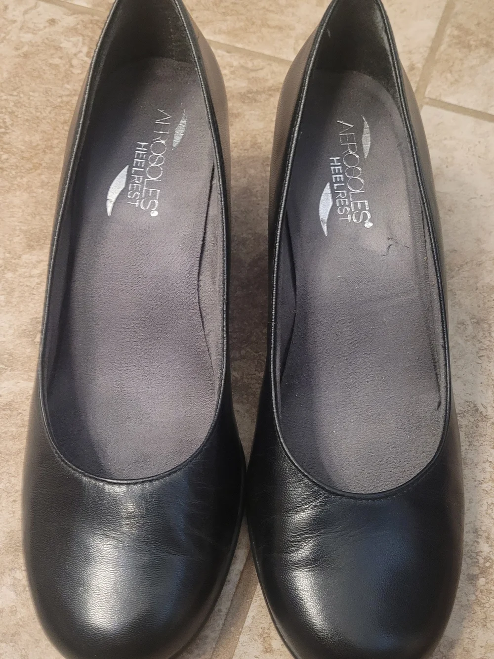 AEROSOLES Black Leather Heelrest Women's Flats
